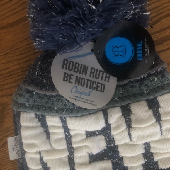 Comfy warm new New York hat - Picture 4 of 7